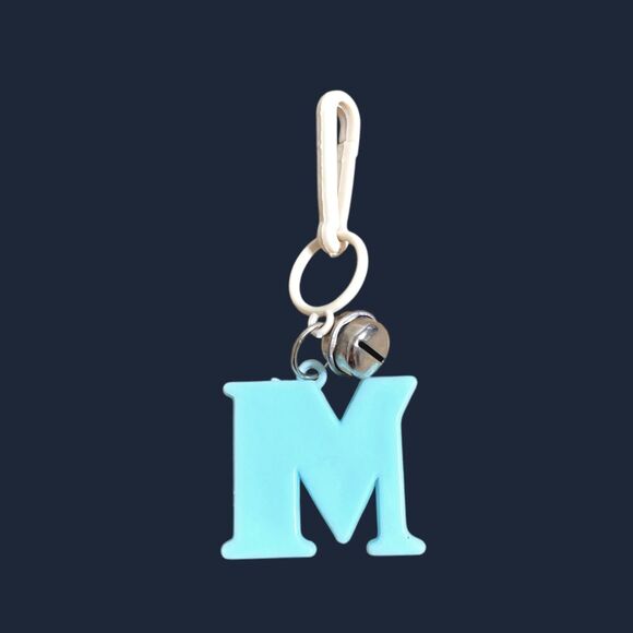 Vtg Letter M Plastic Charm Green Blue Initial Bell Clip For Toy Jewelry Chain - Picture 7 of 7